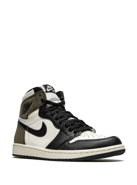 Nike Air Jordan 1 Retro High OG Dark Mocha